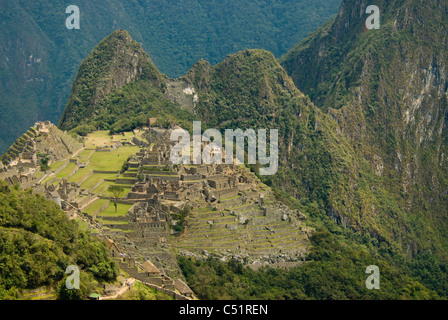 Ruinen von Machu Picchu in den peruanischen Anden Stockfoto