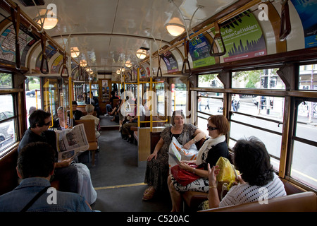 Innere des City Circle Tram auf dem Straßenbahnnetz in Melbourne Stockfoto