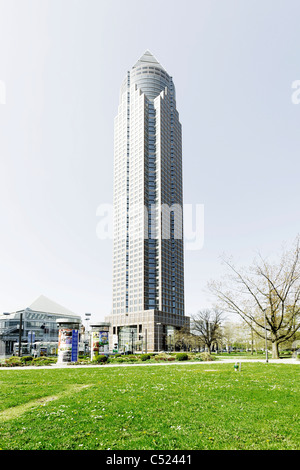 Messeturm Messeturm, kreativ, urban, Frankfurt Am Main, Hessen, Deutschland, Europa Stockfoto