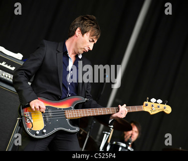 Magazin erklingt in The Hop Farm Music Festival, Hop Farm, Kent auf Samstag, 2. Juli 2011. Personen im Bild: Barry Adamson () Stockfoto