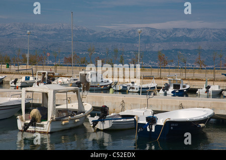 Boot in der Luka Hafen Supetar auf der Insel Brac in Dalmatien Kroatien Europa Stockfoto