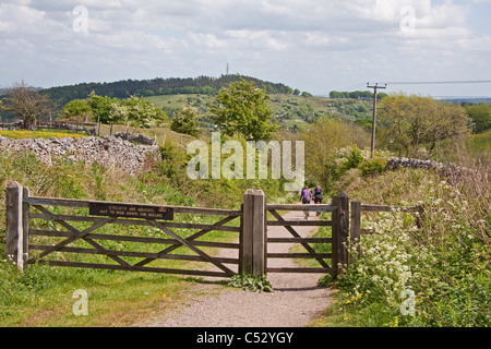 Radfahrer auf geschlossene High Peak Trail, Middleton oben, Derbyshire Stockfoto