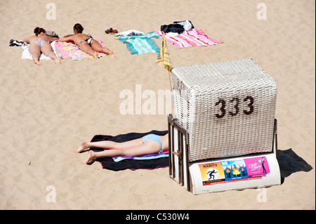 Belebten Strand im Strandbad am Wannsee in Berlin Deutschland Stockfoto