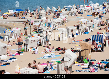 Belebten Strand im Strandbad am Wannsee in Berlin Deutschland Stockfoto