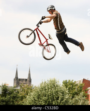 BMX-Stunt-Fahrer Stockfoto