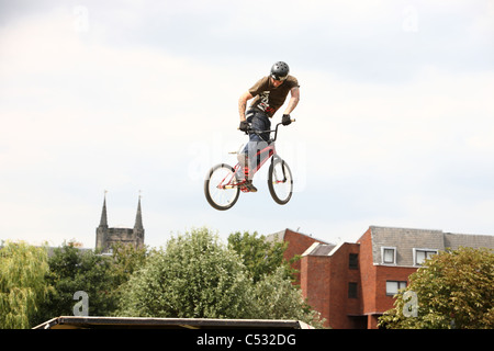 BMX-Stunt-Fahrer Stockfoto