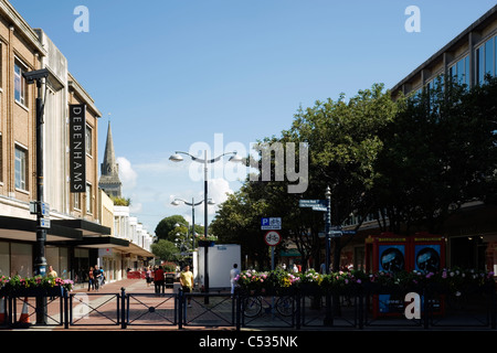 Haupteinkaufsstraße von Palmerston Straße Southsea Hampshire England uk Stockfoto