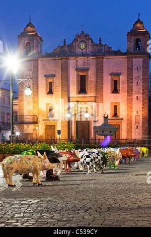 Schwein-Parade in Giraldo Platz, Evora, Portugal, Europa Stockfoto