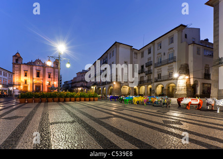 Schwein-Parade in Giraldo Platz, Evora, Portugal, Europa Stockfoto