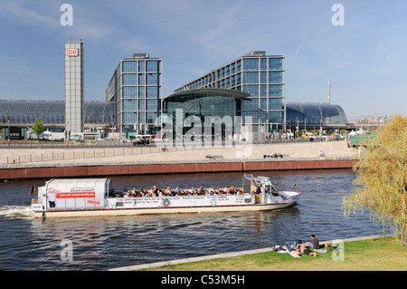 Hauptbahnhof an der Spree, Bonns Regierungsviertel, Berlin, Deutschland, Europa Stockfoto