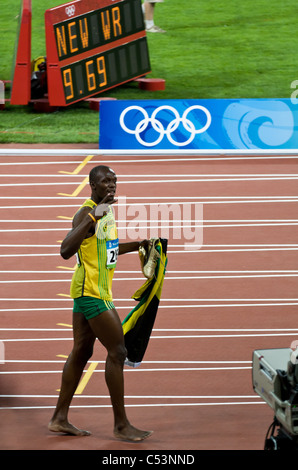 PEKING, CHINA: Usain Bolt, olympiasieger der Herren, stellt neuen Weltrekord auf Stockfoto