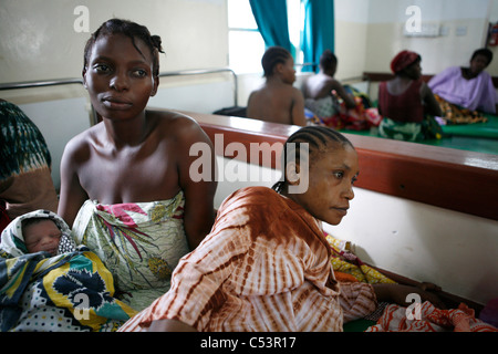 Die Entbindungsstation Temeke General Hospital, Dar Es Salaam, Tansania. Stockfoto