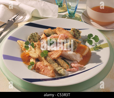 Gebratenes junges Gemüse Stockfoto