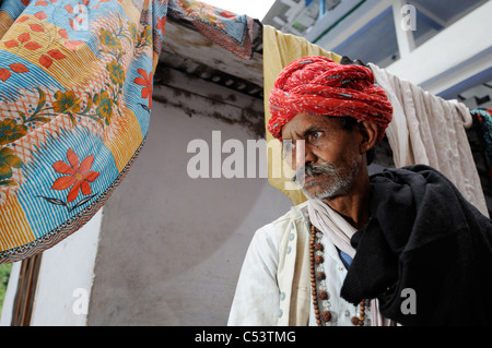 Pilger auf dem Weg nach der HIndu-Tempel in Kedarnath Stockfoto