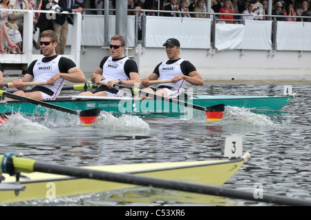 Ruder-Club Hansa von 1898 e.V. Dortmund, Deutschland 1 Molesey Boat Club und Leander Club 1 Länge 1.43‡ 2.53‡ 5.57† Stockfoto