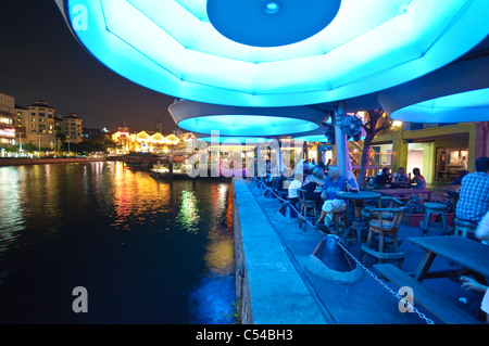 Hippe Party Bezirk Clarke Quay am Singapore River in der Nacht, Nachtleben, Singapur, Südostasien, Asien Stockfoto