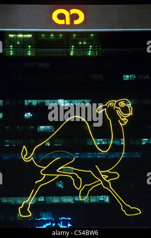 Kamel Neon Schild an einem Hochhaus, Kuala Lumpur, Malaysia, Südostasien, Asien Stockfoto