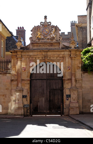 Tor zum Trinity College in Cambridge ab Trinity Lane Stockfoto