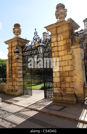 Tor zum Clare College in Cambridge ab Trinity Lane Stockfoto