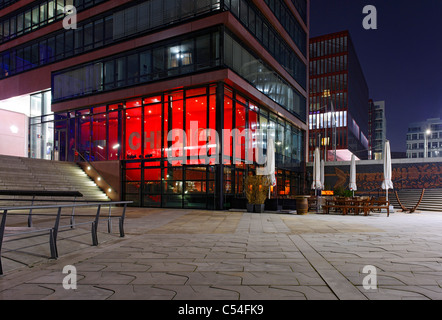 Nachtaufnahme, Chilli Club, bin Sandtorkai 54, Hafencity Harbour City Mitte Bezirk, Hamburg, Deutschland, Europa Stockfoto