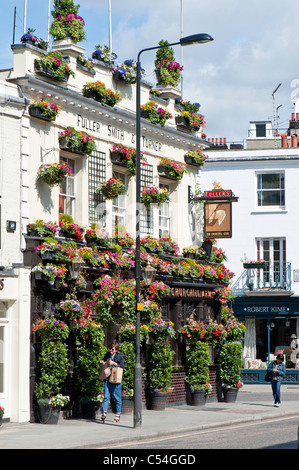 Fullers The Churchill Arms Pub, Kensington, London, Vereinigtes Königreich Stockfoto