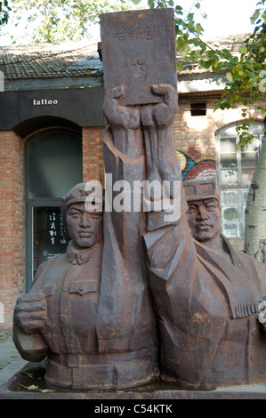 Nahaufnahme einer Statue 798 Space Dashanzi Art District, Dashanzi, Chaoyang District, Beijing, China Stockfoto