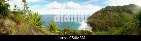 Blick über Na Pali Küste vom 11-Meile Kalalau Trail, Kauai, Hawaii. Stockfoto