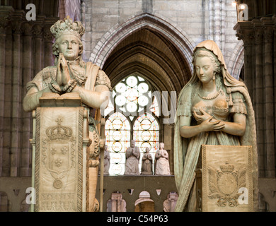 Paris - Paryer von Marie Antoinette und Louis XVI von Saint-Denis gotische Kathedrale - Grab Stockfoto