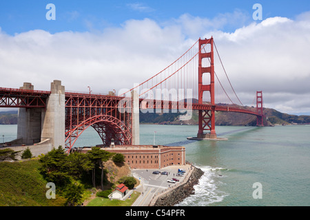 Die Golden Gate Bridge in San Francisco verbindet die Stadt mit Marin County von Fort Point City of San Francisco Kalifornien USA Stockfoto