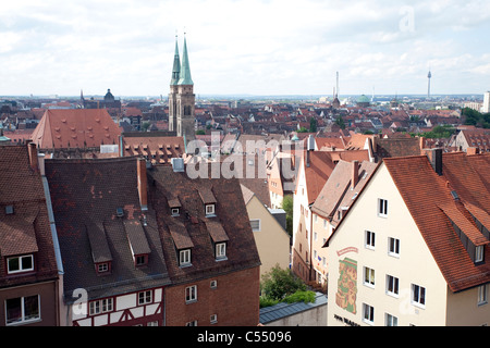 Blick von der Kaiserburg Auf Nuernbergs Altstadt, Sebalduskirche, Blick von der kaiserlichen Burg über der Nürnberger Altstadt Stockfoto