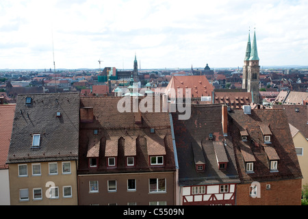 Blick von der Kaiserburg Auf Nuernbergs Altstadt, Sebalduskirche, Blick von der kaiserlichen Burg über der Nürnberger Altstadt Stockfoto