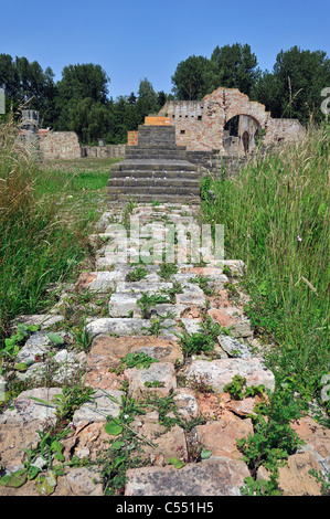 Archäologische Stätte der Zisterzienser Notre-Dame der Dünen Abtei im Musée Ten Duinen, Koksijde, Belgien Stockfoto