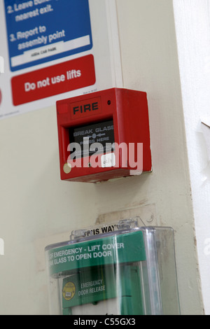Feueralarm-Einheit in einem Büro in London, Vereinigtes Königreich. Stockfoto