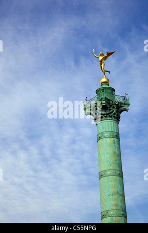 Niedrigen Winkel Ansicht einer Spalte, Juli Spalte, Place De La Bastille, Paris, Ile de France, Frankreich Stockfoto