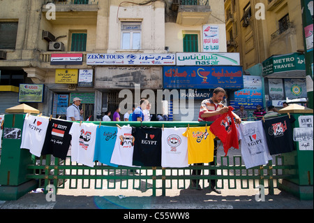 Am 8. Juli 2011 forderten viele Organisationen großen Demonstrationen in Ägypten, die Forderungen der Revolution wieder durchzusetzen. Stockfoto