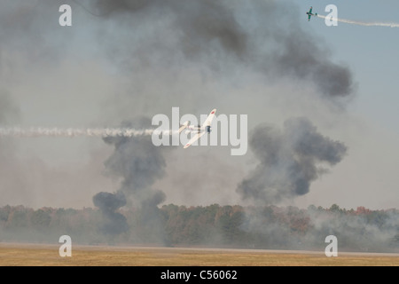 Mitsubishi A6M Zero demonstriert an einem Airshow, Arkansas, USA Stockfoto