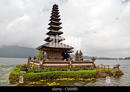 Ulun Danu Tempel in Bali, Indonesien Stockfoto