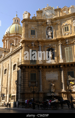 Der Quattro Canti in Palermo Stockfoto