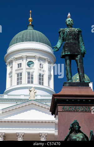 Statue von Zar Alexander II vor Senat Gebäude, Helsinki Finnland Stockfoto