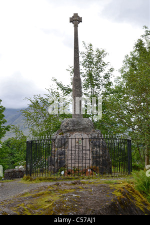 Das Denkmal zum Gedenken an das Massaker von MacDonalds von Glencoe 1692. Stockfoto