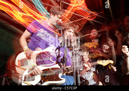 Straße Esser führt, während der wir behaupten es ist ein Fest-Keller-Show in Bloomington, Indiana. Stockfoto