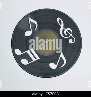 Noten auf dem Plattenspieler Stockfoto