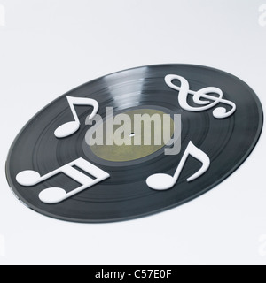 Noten auf dem Plattenspieler Stockfoto