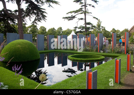 Die World-Vision-Garten-Goldmedaillen-Gewinner im Hampton Court Palace Flower Show 2011 Stockfoto