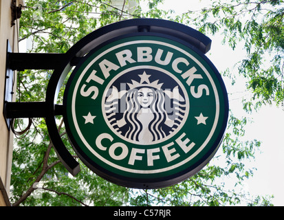 Starbucks Kaffee anmelden Mariahilfer Straße Wien Österreich Europa Juni 2011 Stockfoto