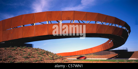 Hume Autobahn Fußgängerbrücke, Melbourne Stockfoto