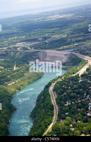 Luftaufnahme des Niagara River und Robert Moses Niagara hydroelektrischen Kraftwerk Lewiston New York Usa Stockfoto