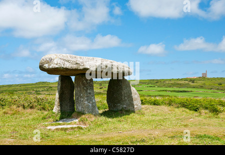 Lanyon Quoit, massive neolithischen gekammerten Grab in der Nähe von Madron in West Penwith, Cornwall, UK Stockfoto