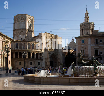 Plaza De La Virgen und der Kathedrale, Valencia. Stockfoto