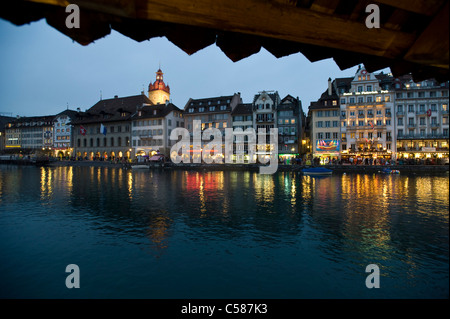 Schweiz, Europa, Reuss, Luzern, Karneval, Karneval, Stadt, Stadt, Altstadt, Tradition, Tracht, Kleidung, Kultur, Party, Fête Stockfoto